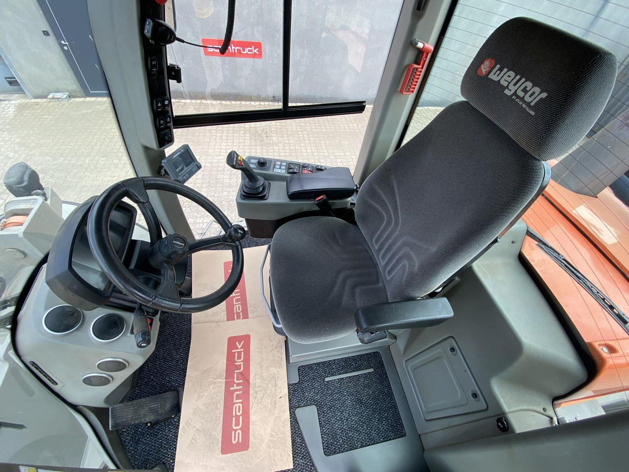 Weycor AR250e - Utovarivač na kotačima: slika Weycor AR250e - Utovarivač na kotačima Weycor AR250e - Utovarivač na kotačima: slika Weycor AR250e - Utovarivač na kotačima