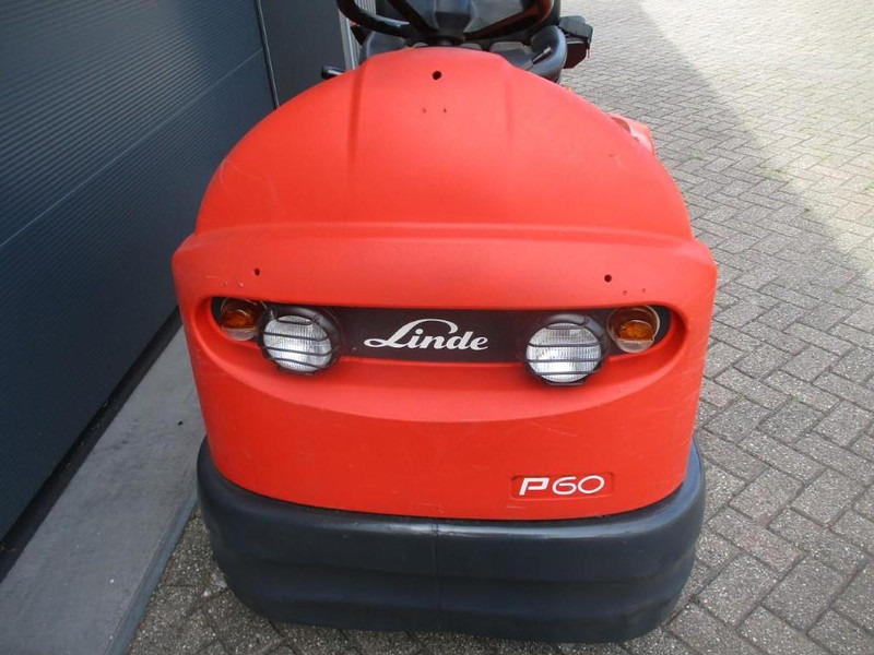 Vučni traktor Linde P 60: slika Vučni traktor Linde P 60