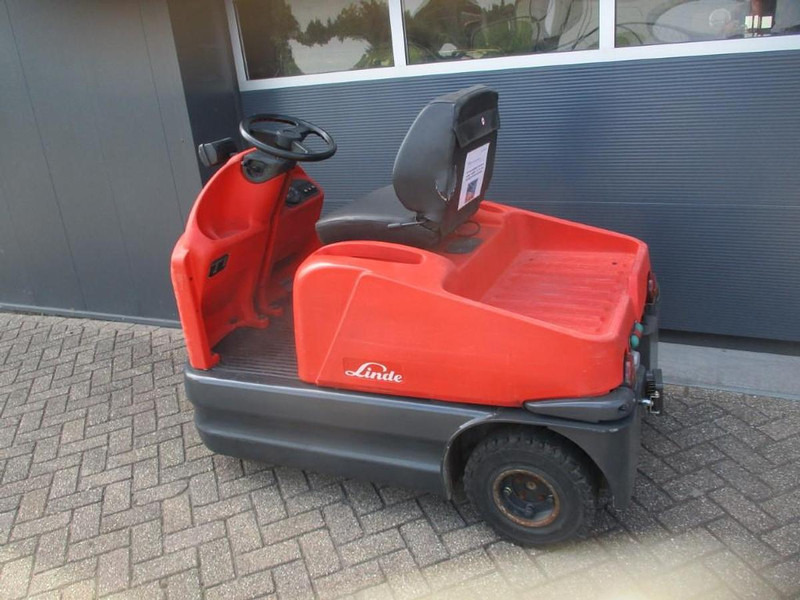 Linde P 60 - Vučni traktor: slika Linde P 60 - Vučni traktor Linde P 60 - Vučni traktor: slika Linde P 60 - Vučni traktor