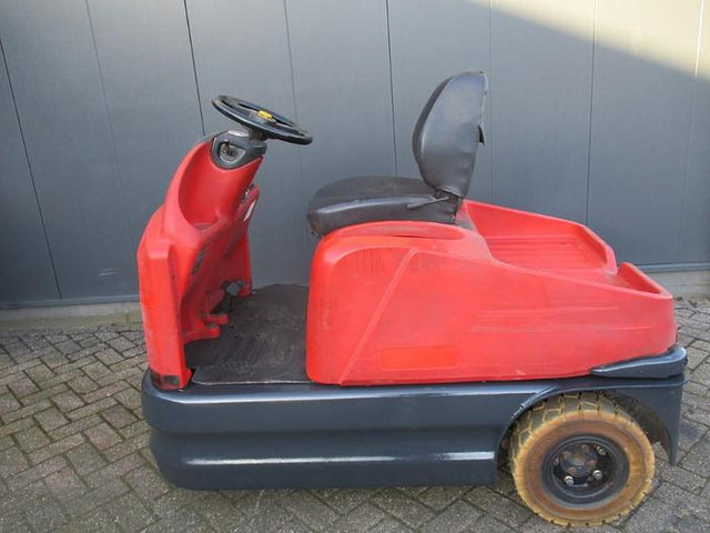 Linde P60 - Vučni traktor: slika Linde P60 - Vučni traktor Linde P60 - Vučni traktor: slika Linde P60 - Vučni traktor