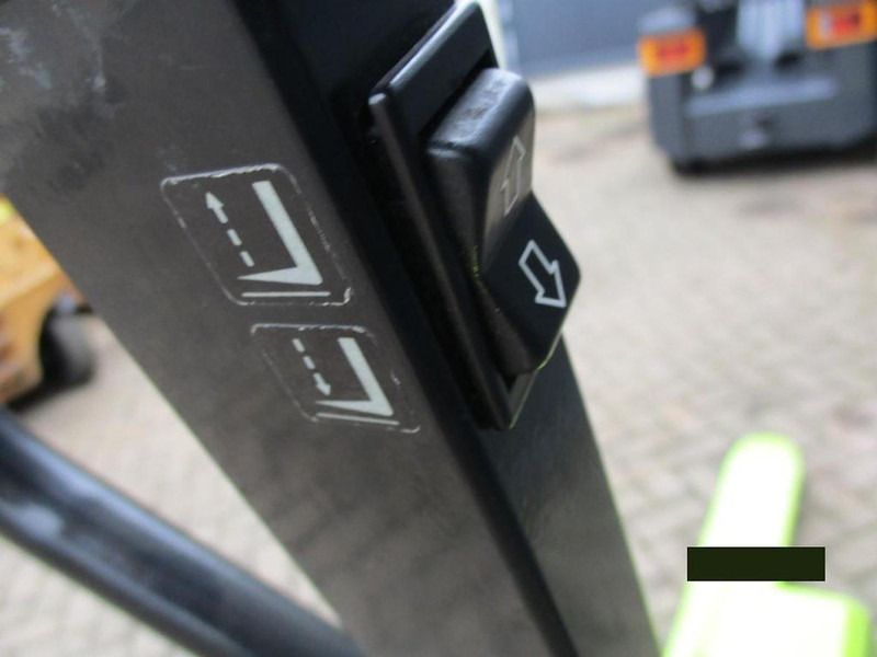 Paletni viličar Pramac HX10E-L540: slika Paletni viličar Pramac HX10E-L540 Paletni viličar Pramac HX10E-L540: slika Paletni viličar Pramac HX10E-L540