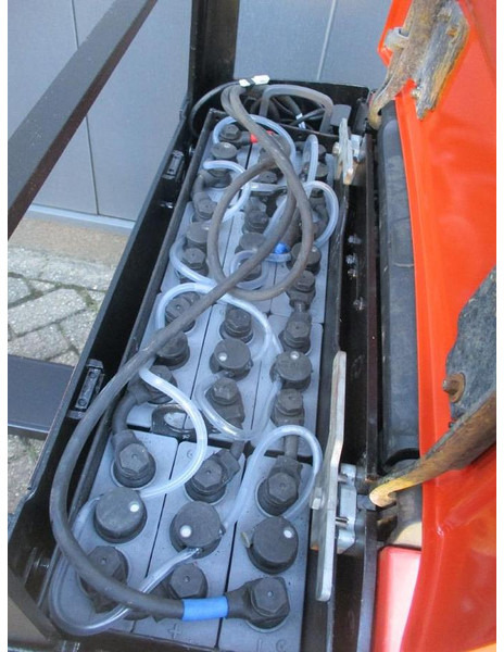 Toyota LPE200 - Paletni viličar: slika Toyota LPE200 - Paletni viličar Toyota LPE200 - Paletni viličar: slika Toyota LPE200 - Paletni viličar