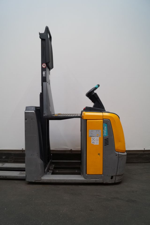 Jungheinrich ECE220HP - Komisioner: slika Jungheinrich ECE220HP - Komisioner Jungheinrich ECE220HP - Komisioner: slika Jungheinrich ECE220HP - Komisioner