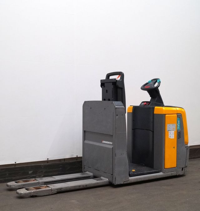 Jungheinrich ECE220HP - Komisioner: slika Jungheinrich ECE220HP - Komisioner Jungheinrich ECE220HP - Komisioner: slika Jungheinrich ECE220HP - Komisioner