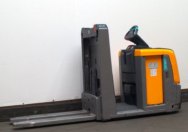 Jungheinrich ECE310 - Komisioner: slika Jungheinrich ECE310 - Komisioner Jungheinrich ECE310 - Komisioner: slika Jungheinrich ECE310 - Komisioner