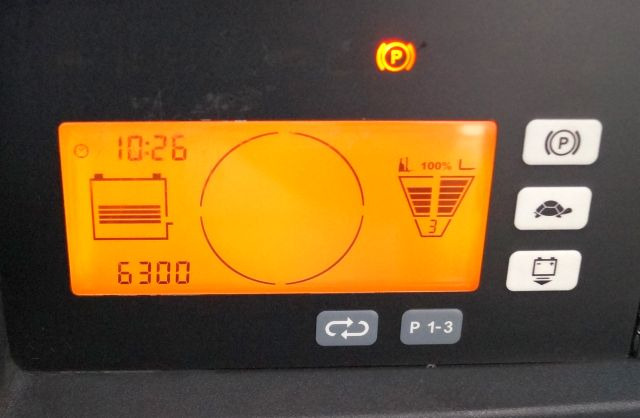 Jungheinrich ETV214 - Regalni viličar: slika Jungheinrich ETV214 - Regalni viličar Jungheinrich ETV214 - Regalni viličar: slika Jungheinrich ETV214 - Regalni viličar