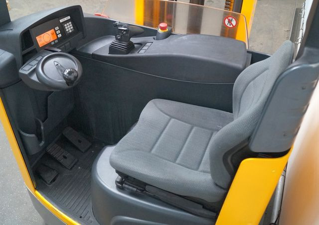 Jungheinrich ETV214 - Regalni viličar: slika Jungheinrich ETV214 - Regalni viličar Jungheinrich ETV214 - Regalni viličar: slika Jungheinrich ETV214 - Regalni viličar