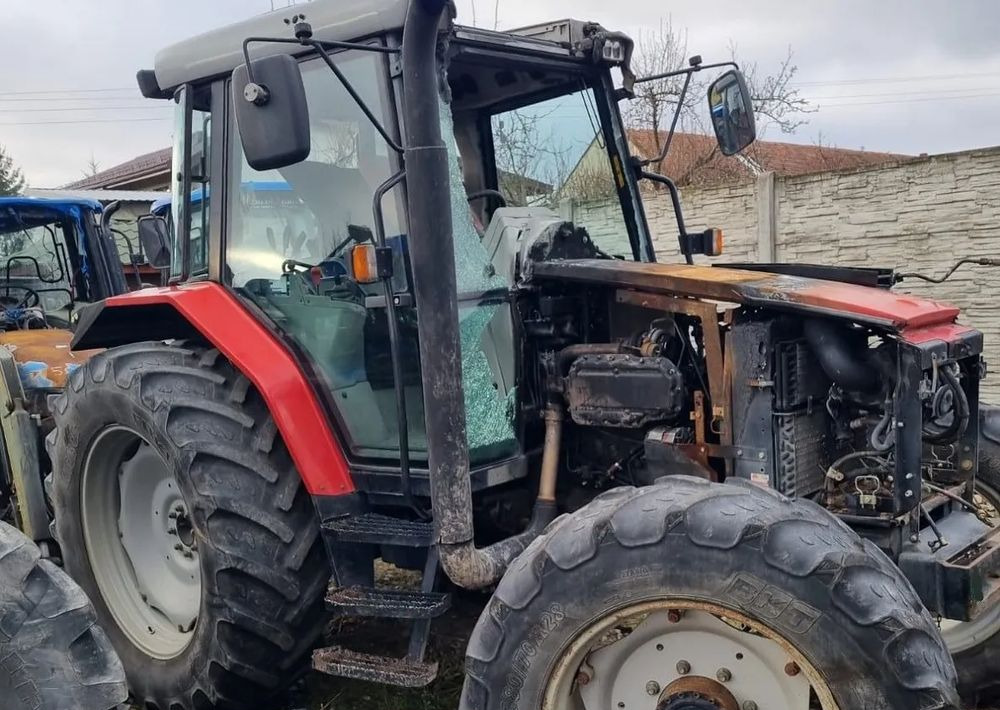 Massey Ferguson 6265 6260 na części, used parts, ersatzteile - Mjenjač za Poljoprivredni strojevi: slika Massey Ferguson 6265 6260 na części, used parts, ersatzteile - Mjenjač za Poljoprivredni strojevi Massey Ferguson 6265 6260 na części, used parts, ersatzteile - Mjenjač za Poljoprivredni strojevi: slika Massey Ferguson 6265 6260 na części, used parts, ersatzteile - Mjenjač za Poljoprivredni strojevi