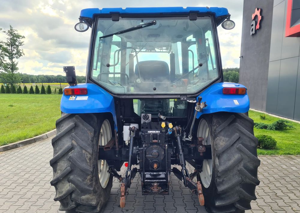 New Holland T5040 - Traktor: slika New Holland T5040 - Traktor New Holland T5040 - Traktor: slika New Holland T5040 - Traktor