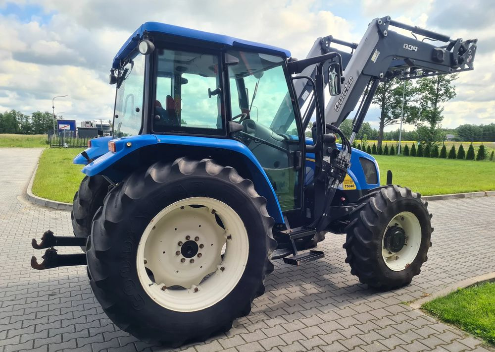 New Holland T5040 - Traktor: slika New Holland T5040 - Traktor New Holland T5040 - Traktor: slika New Holland T5040 - Traktor