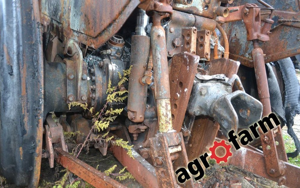 Fendt 380 390 370 GT skrzynia silnik kabina most zwolnica blok zawór - Rezervni dijelovi: slika Fendt 380 390 370 GT skrzynia silnik kabina most zwolnica blok zawór - Rezervni dijelovi Fendt 380 390 370 GT skrzynia silnik kabina most zwolnica blok zawór - Rezervni dijelovi: slika Fendt 380 390 370 GT skrzynia silnik kabina most zwolnica blok zawór - Rezervni dijelovi