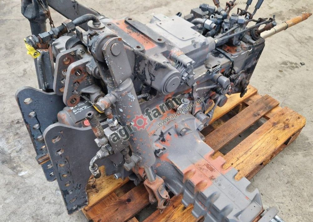 Skrzynia biegów, most tylny Renault Fructus 130 - Mjenjač: slika Skrzynia biegów, most tylny Renault Fructus 130 - Mjenjač Skrzynia biegów, most tylny Renault Fructus 130 - Mjenjač: slika Skrzynia biegów, most tylny Renault Fructus 130 - Mjenjač