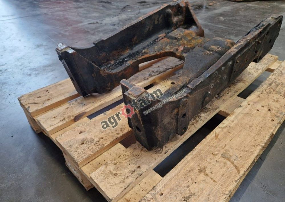 Suport przedni Massey Ferguson 6170, 6180, 6190 - Karoserija i eksterijer: slika Suport przedni Massey Ferguson 6170, 6180, 6190 - Karoserija i eksterijer Suport przedni Massey Ferguson 6170, 6180, 6190 - Karoserija i eksterijer: slika Suport przedni Massey Ferguson 6170, 6180, 6190 - Karoserija i eksterijer