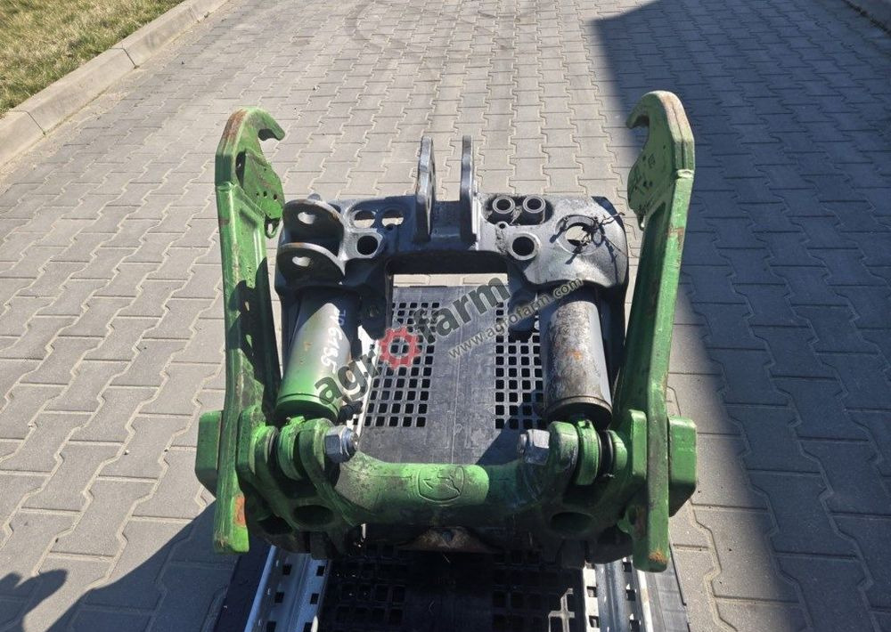 TUZ, przedni podnośnik, John Deere 6195R TLS - Karoserija i eksterijer za Traktor: slika TUZ, przedni podnośnik, John Deere 6195R TLS - Karoserija i eksterijer za Traktor TUZ, przedni podnośnik, John Deere 6195R TLS - Karoserija i eksterijer za Traktor: slika TUZ, przedni podnośnik, John Deere 6195R TLS - Karoserija i eksterijer za Traktor