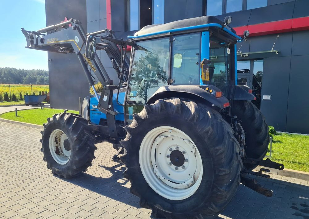 Valtra A95 - Traktor: slika Valtra A95 - Traktor Valtra A95 - Traktor: slika Valtra A95 - Traktor