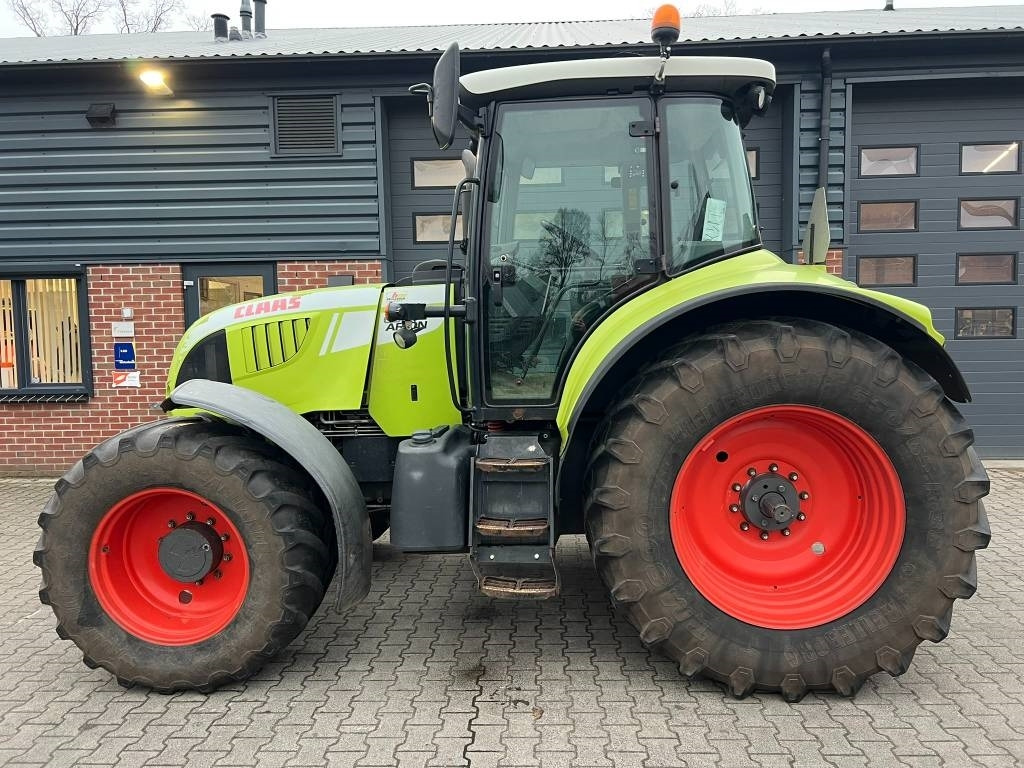Claas Arion 630 Cebis - Traktor: slika Claas Arion 630 Cebis - Traktor Claas Arion 630 Cebis - Traktor: slika Claas Arion 630 Cebis - Traktor