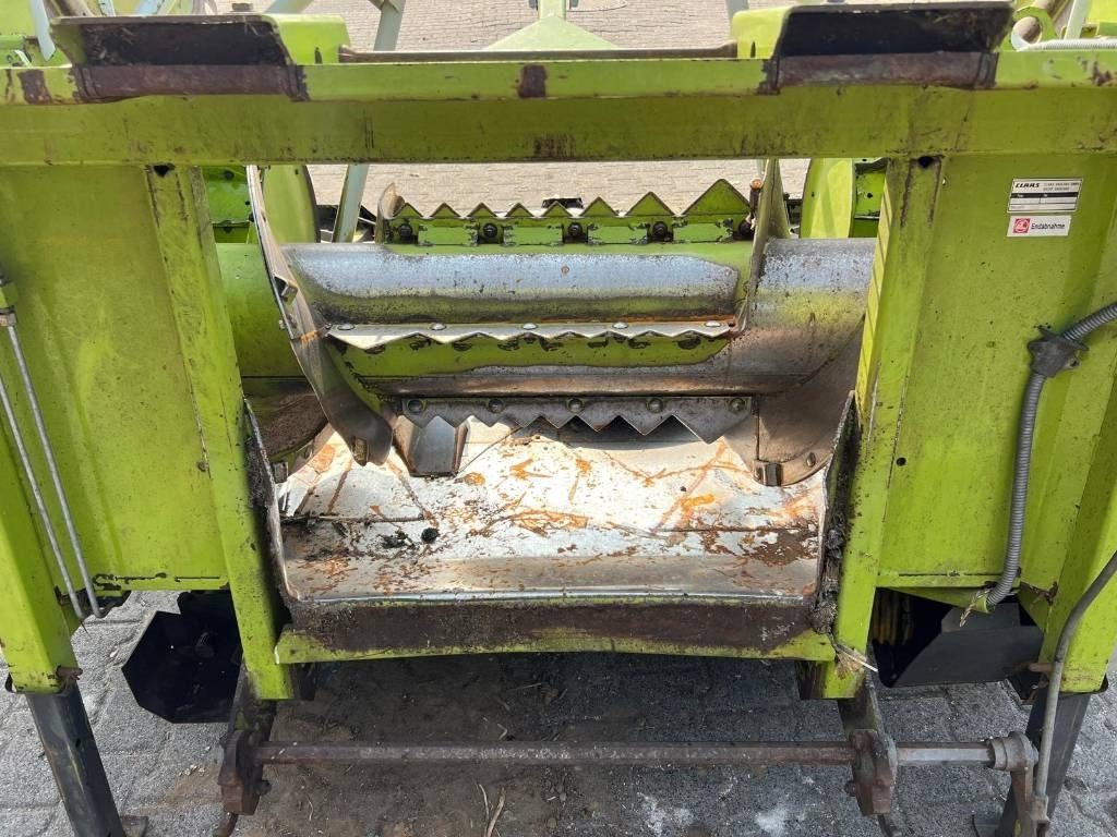 Claas RU 450 Xtra - Silažni kombajn: slika Claas RU 450 Xtra - Silažni kombajn Claas RU 450 Xtra - Silažni kombajn: slika Claas RU 450 Xtra - Silažni kombajn