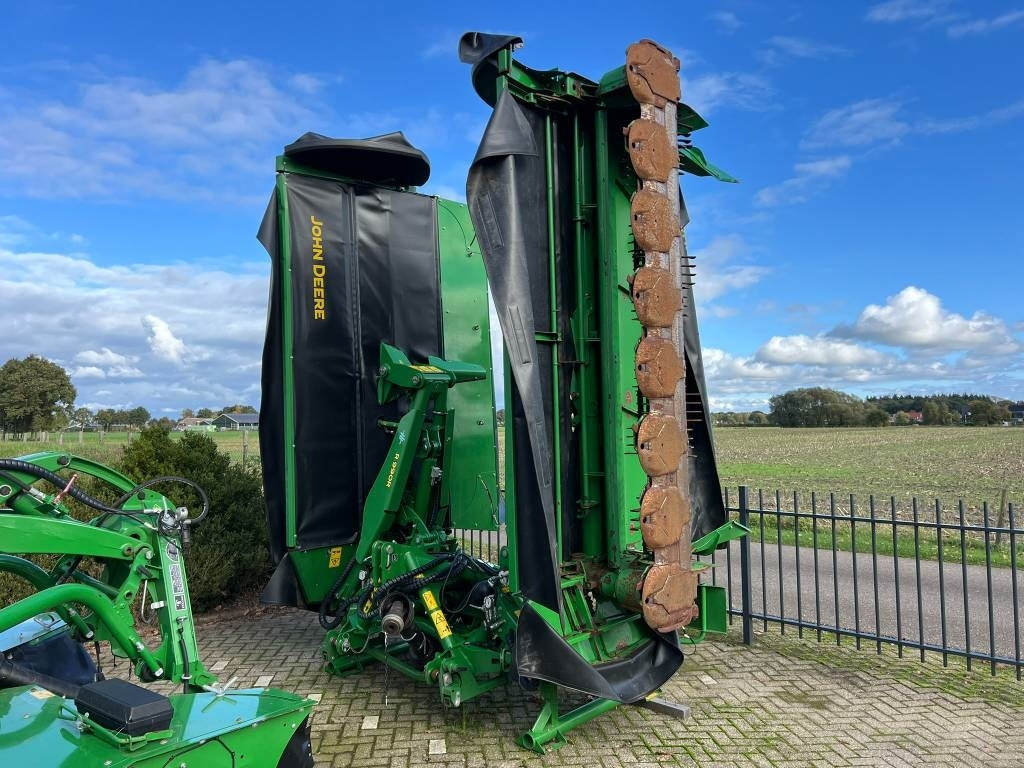 John Deere F990R + F350R vlinder maaier - Kosilica: slika John Deere F990R + F350R vlinder maaier - Kosilica John Deere F990R + F350R vlinder maaier - Kosilica: slika John Deere F990R + F350R vlinder maaier - Kosilica