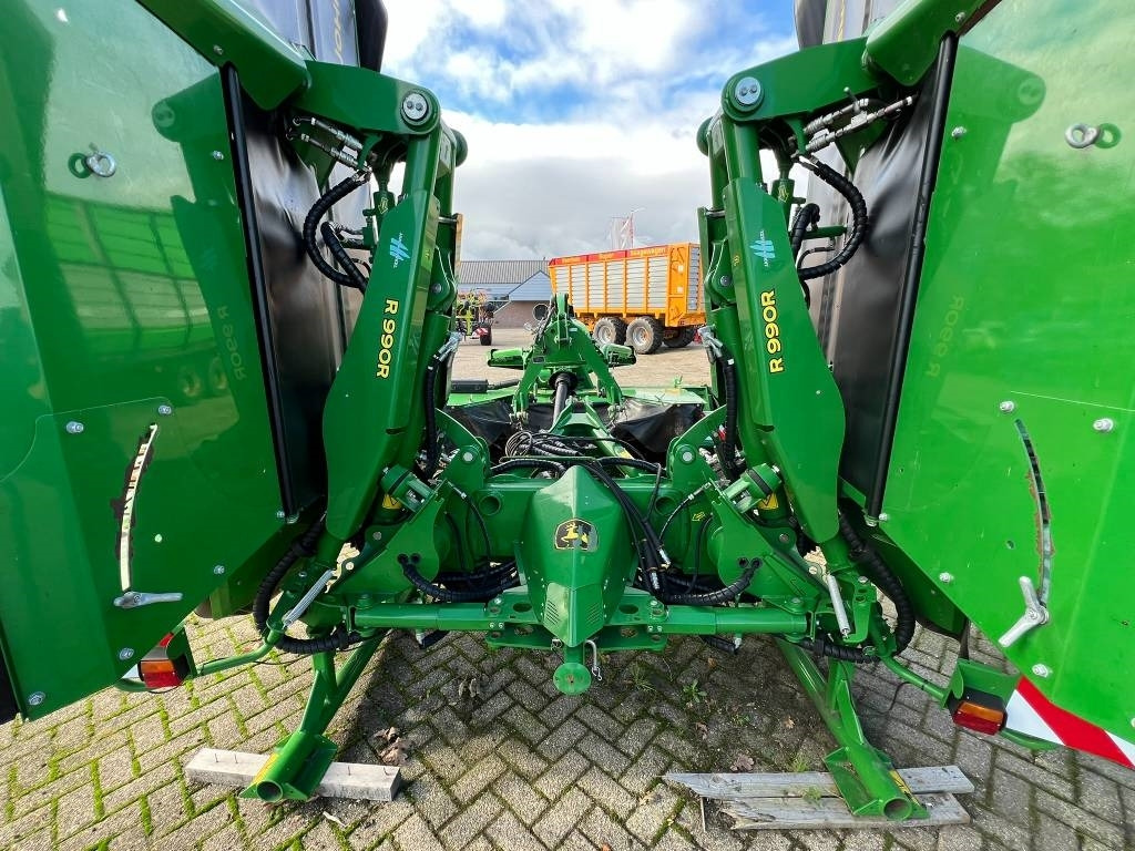 John Deere F990R + F350R vlinder maaier - Kosilica: slika John Deere F990R + F350R vlinder maaier - Kosilica John Deere F990R + F350R vlinder maaier - Kosilica: slika John Deere F990R + F350R vlinder maaier - Kosilica