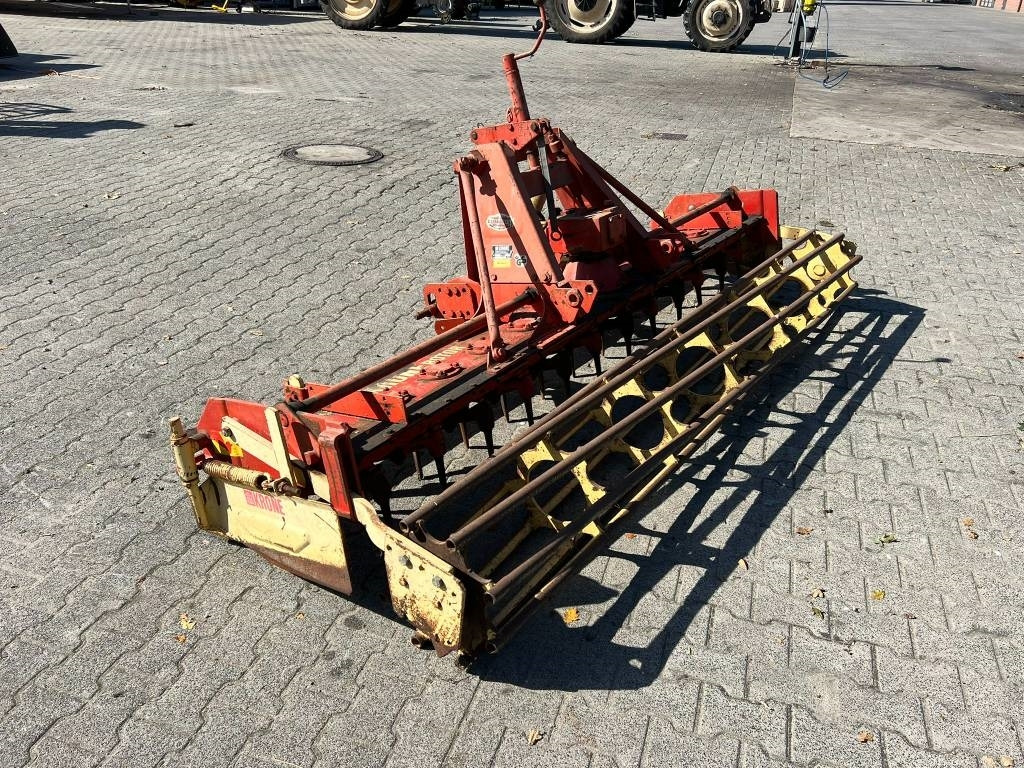 Krone KE85/3000 - Traktorska freza: slika Krone KE85/3000 - Traktorska freza Krone KE85/3000 - Traktorska freza: slika Krone KE85/3000 - Traktorska freza