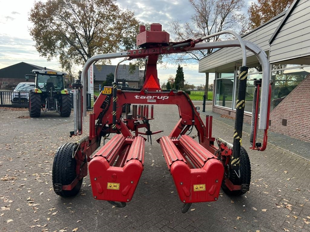 Kverneland Taarup 7664 - Omotač bala: slika Kverneland Taarup 7664 - Omotač bala Kverneland Taarup 7664 - Omotač bala: slika Kverneland Taarup 7664 - Omotač bala