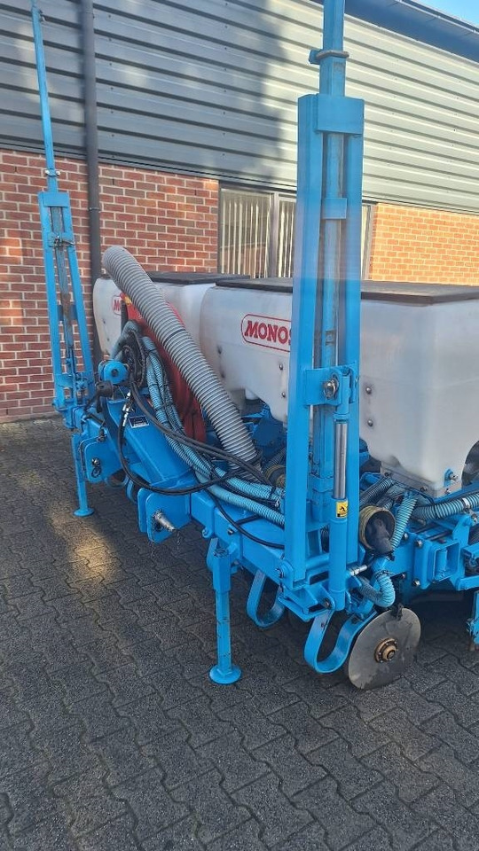 Monosem NG PLUS 6 - Precizna sijačica: slika Monosem NG PLUS 6 - Precizna sijačica Monosem NG PLUS 6 - Precizna sijačica: slika Monosem NG PLUS 6 - Precizna sijačica