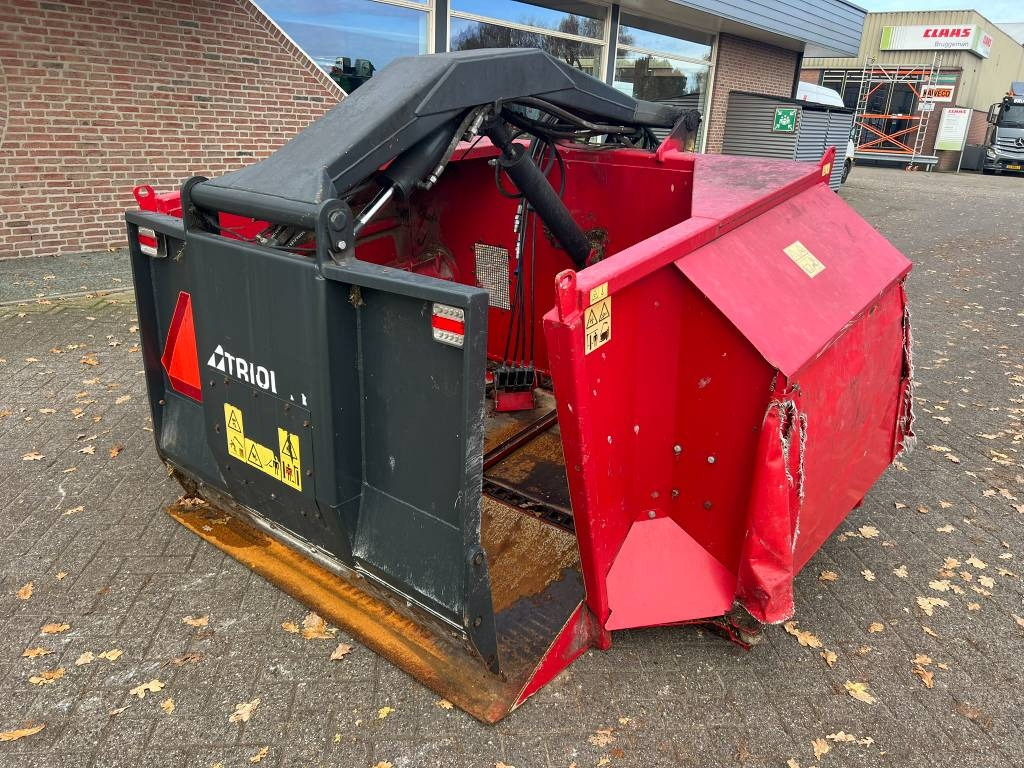 Trioliet Silobuster - Vagon-miješalica za krmivo: slika Trioliet Silobuster - Vagon-miješalica za krmivo Trioliet Silobuster - Vagon-miješalica za krmivo: slika Trioliet Silobuster - Vagon-miješalica za krmivo