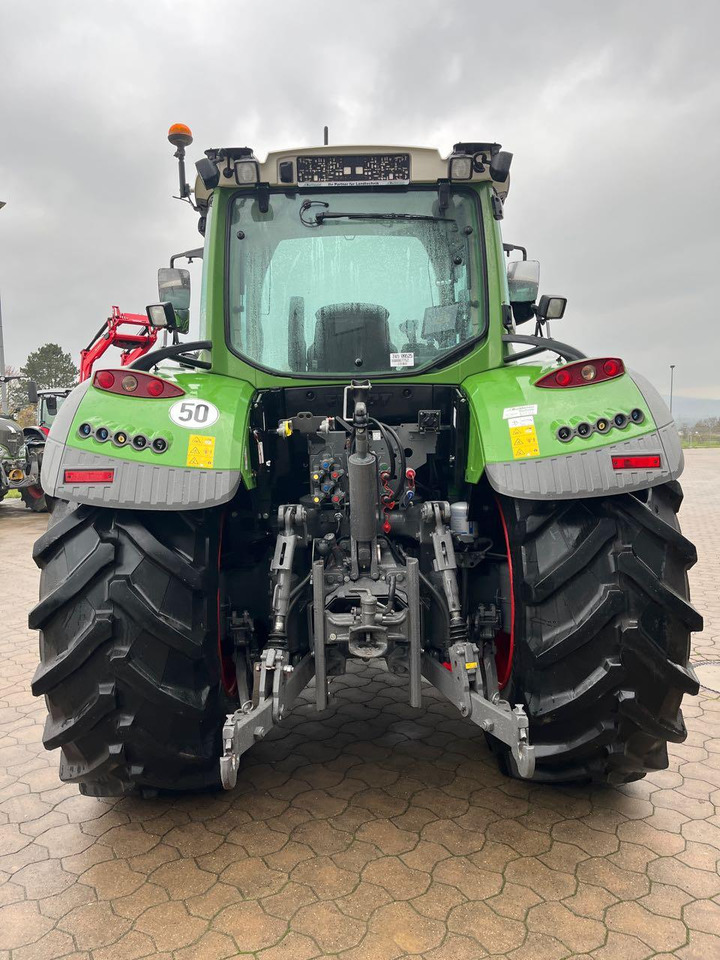 Fendt 720 Vario S4 ProfiPlus - Traktor: slika Fendt 720 Vario S4 ProfiPlus - Traktor Fendt 720 Vario S4 ProfiPlus - Traktor: slika Fendt 720 Vario S4 ProfiPlus - Traktor