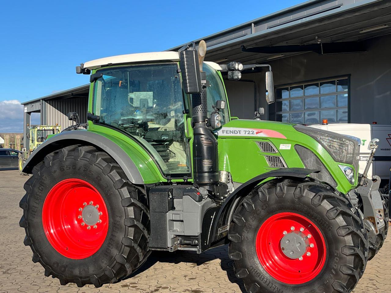 Fendt 722 Vario S4 ProfiPlus - Traktor: slika Fendt 722 Vario S4 ProfiPlus - Traktor Fendt 722 Vario S4 ProfiPlus - Traktor: slika Fendt 722 Vario S4 ProfiPlus - Traktor
