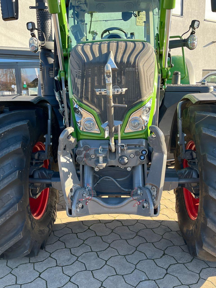 Fendt 722 Vario S4 ProfiPlus - Traktor: slika Fendt 722 Vario S4 ProfiPlus - Traktor Fendt 722 Vario S4 ProfiPlus - Traktor: slika Fendt 722 Vario S4 ProfiPlus - Traktor