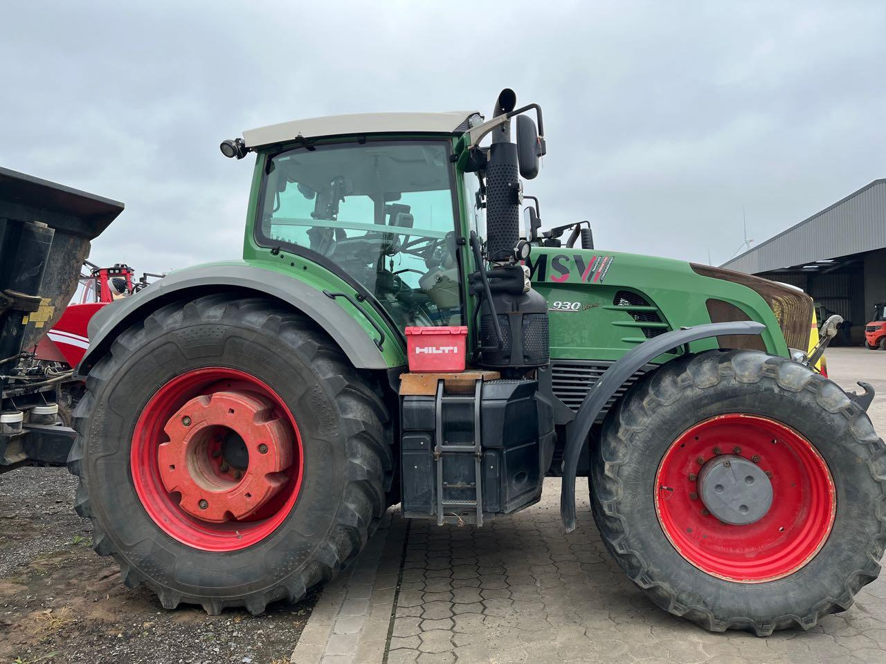 Fendt 930 Vario SCR - Traktor: slika Fendt 930 Vario SCR - Traktor Fendt 930 Vario SCR - Traktor: slika Fendt 930 Vario SCR - Traktor