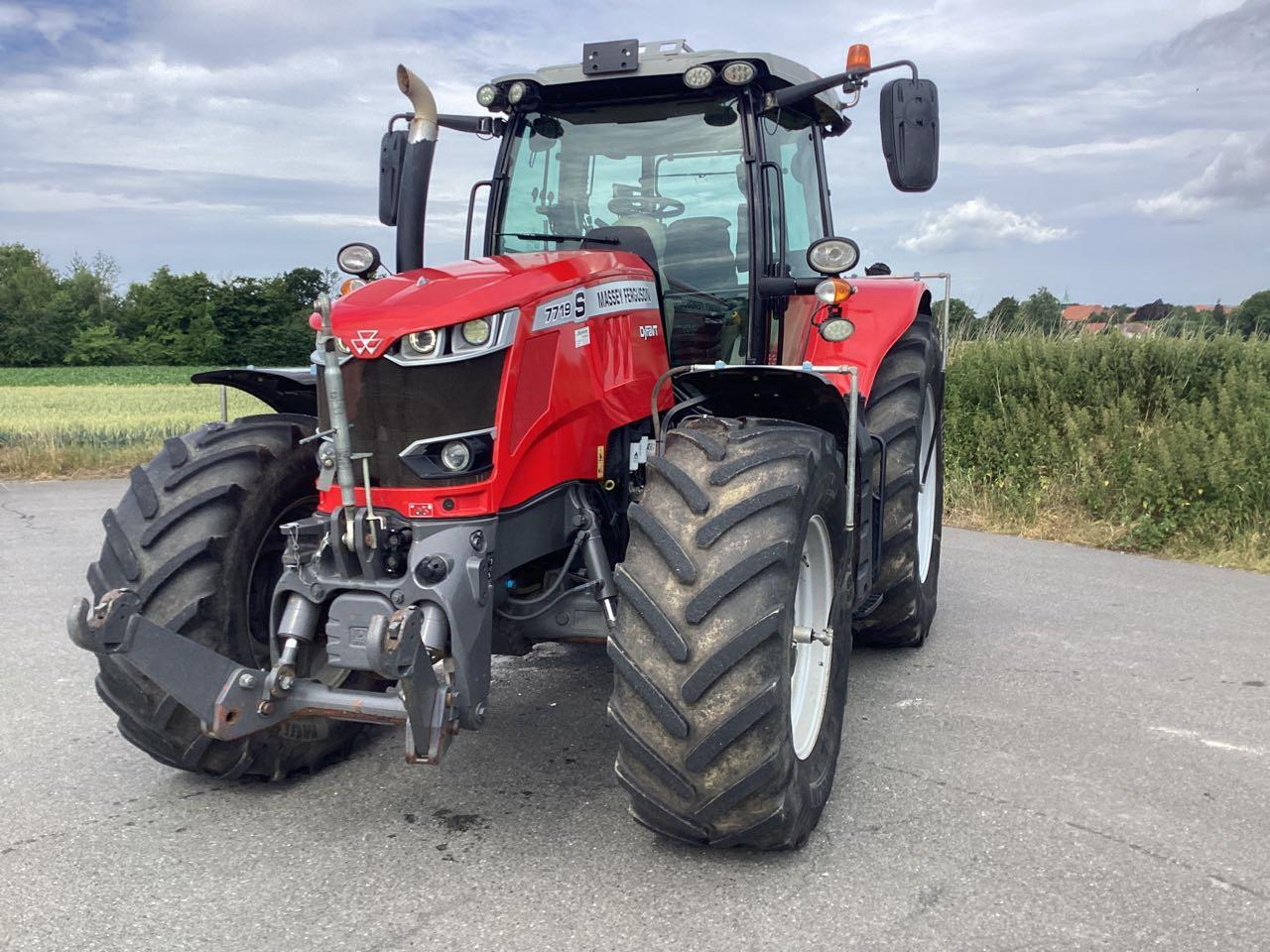 Massey Ferguson 7719 Exclusive Dyna VT - Traktor: slika Massey Ferguson 7719 Exclusive Dyna VT - Traktor Massey Ferguson 7719 Exclusive Dyna VT - Traktor: slika Massey Ferguson 7719 Exclusive Dyna VT - Traktor