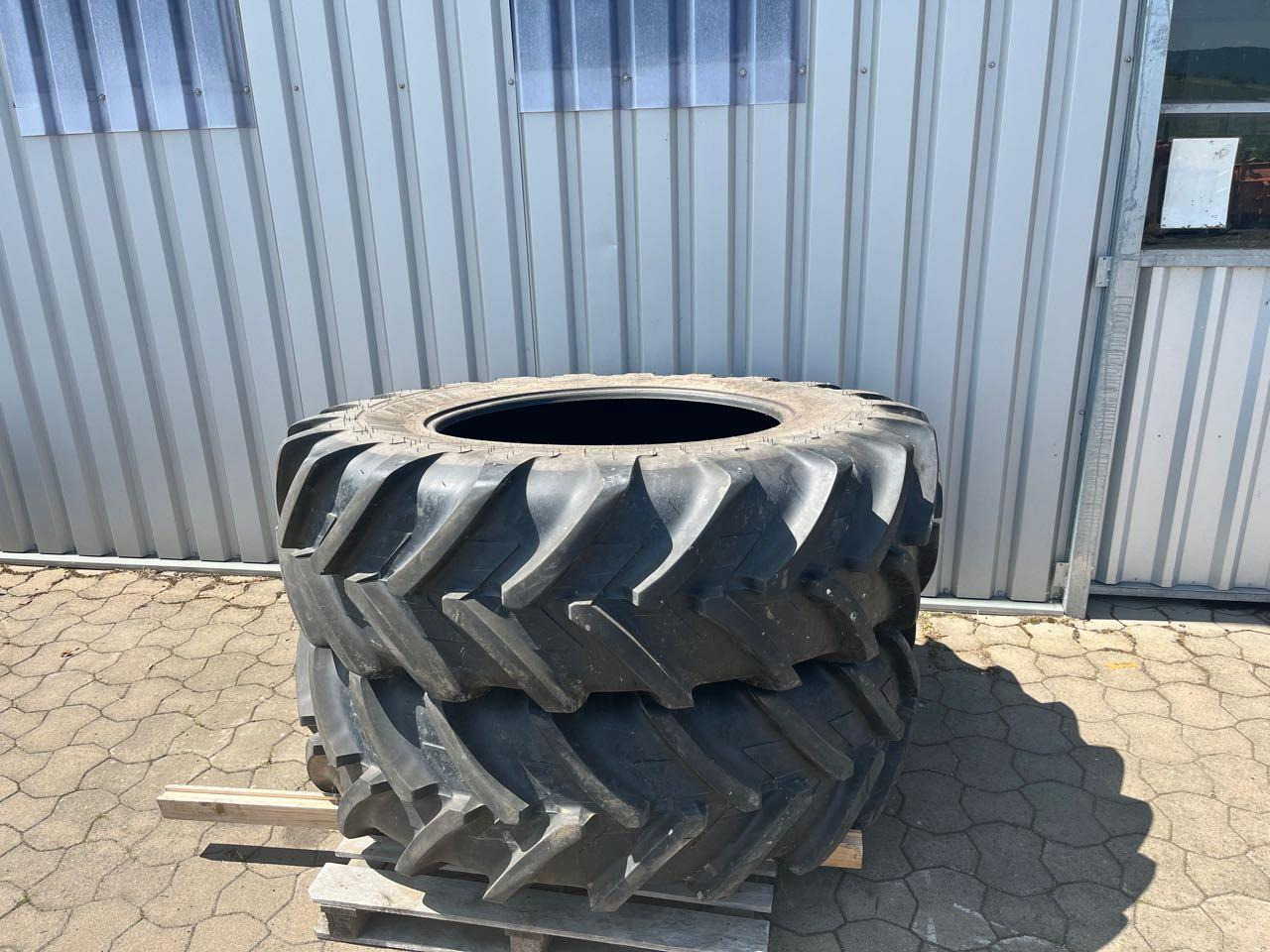 Michelin 20.8R38 AGRIBIB - Guma: slika Michelin 20.8R38 AGRIBIB - Guma Michelin 20.8R38 AGRIBIB - Guma: slika Michelin 20.8R38 AGRIBIB - Guma