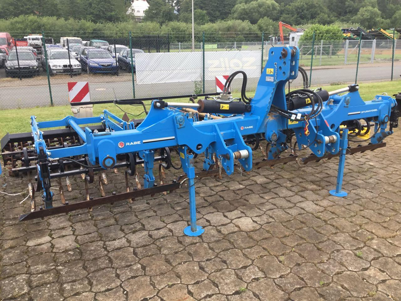 Rabe Sturmvogel 4501 LS - Kombajn i sijačica: slika Rabe Sturmvogel 4501 LS - Kombajn i sijačica Rabe Sturmvogel 4501 LS - Kombajn i sijačica: slika Rabe Sturmvogel 4501 LS - Kombajn i sijačica