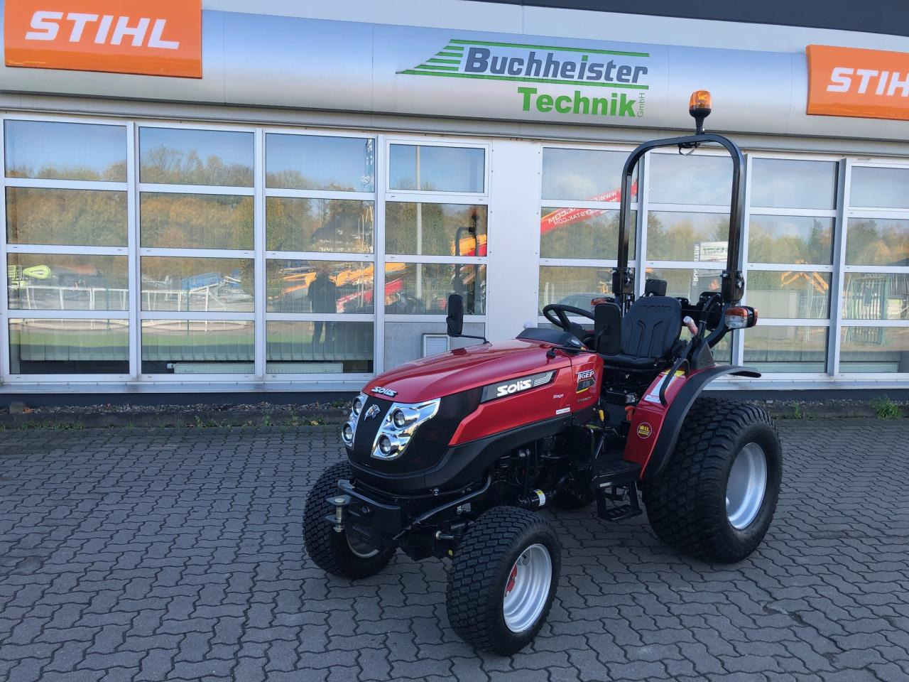 Solis 26 6+2 Tiger - Traktor: slika Solis 26 6+2 Tiger - Traktor Solis 26 6+2 Tiger - Traktor: slika Solis 26 6+2 Tiger - Traktor
