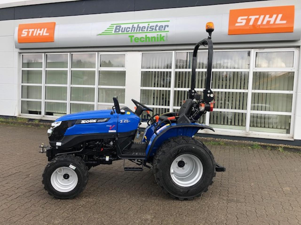 Solis 26+ Seitenschalter - Traktor: slika Solis 26+ Seitenschalter - Traktor Solis 26+ Seitenschalter - Traktor: slika Solis 26+ Seitenschalter - Traktor