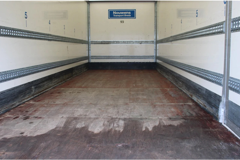 Kamion sandučar DAF LF 210 + EURO 6 + 12t: slika Kamion sandučar DAF LF 210 + EURO 6 + 12t