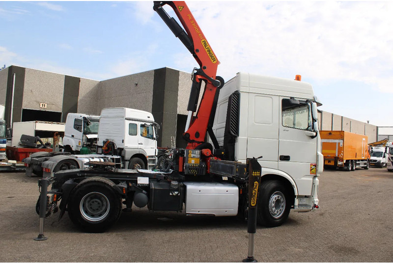 DAF XF 106.510 + PALFINGER 330002EH + 656 hours + EURO 6 - Kamion s kranom: slika DAF XF 106.510 + PALFINGER 330002EH + 656 hours + EURO 6 - Kamion s kranom DAF XF 106.510 + PALFINGER 330002EH + 656 hours + EURO 6 - Kamion s kranom: slika DAF XF 106.510 + PALFINGER 330002EH + 656 hours + EURO 6 - Kamion s kranom