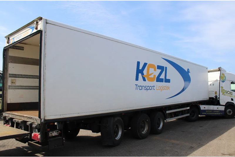 Groenewegen 3x BPW +3 TONS lift - Poluprikolica sa zatvorenim sandukom: slika Groenewegen 3x BPW +3 TONS lift - Poluprikolica sa zatvorenim sandukom Groenewegen 3x BPW +3 TONS lift - Poluprikolica sa zatvorenim sandukom: slika Groenewegen 3x BPW +3 TONS lift - Poluprikolica sa zatvorenim sandukom