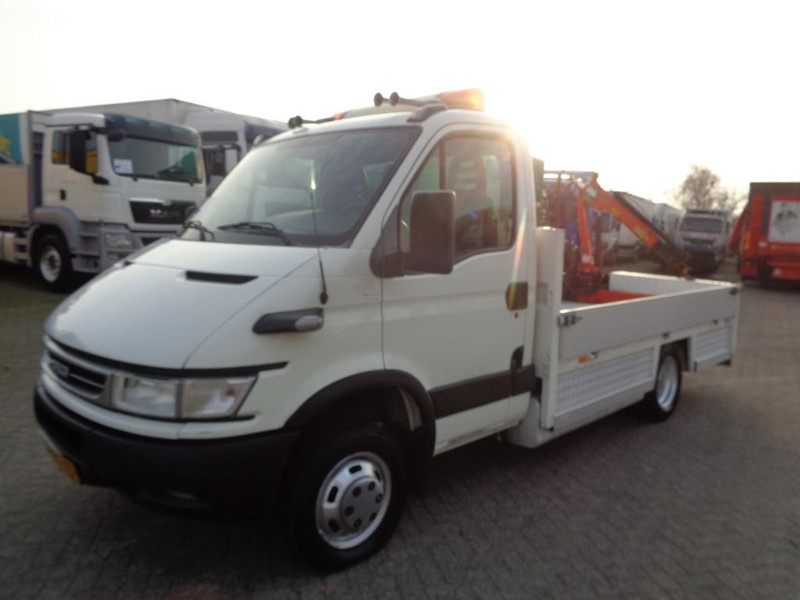Iveco Daily reserved !!! 40C17 + Manual - Dostavno vozilo s ravnom platformom: slika Iveco Daily reserved !!! 40C17 + Manual - Dostavno vozilo s ravnom platformom Iveco Daily reserved !!! 40C17 + Manual - Dostavno vozilo s ravnom platformom: slika Iveco Daily reserved !!! 40C17 + Manual - Dostavno vozilo s ravnom platformom