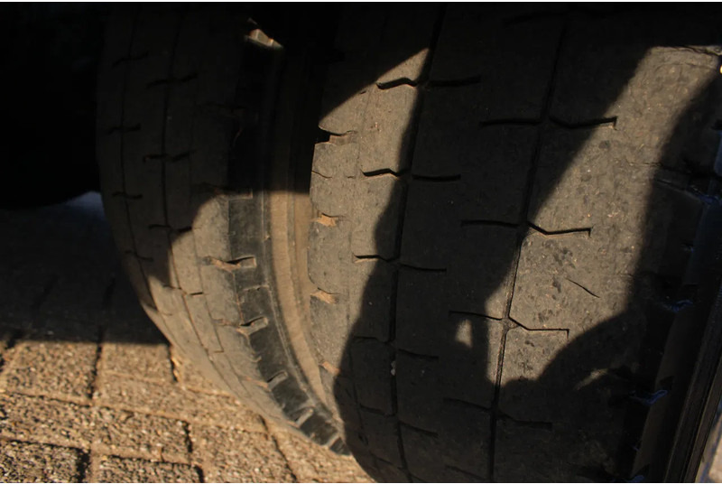 Kamion s kukastom dizalicom Iveco Eurocargo 150E18 + manual + 3p: slika Kamion s kukastom dizalicom Iveco Eurocargo 150E18 + manual + 3p Kamion s kukastom dizalicom Iveco Eurocargo 150E18 + manual + 3p: slika Kamion s kukastom dizalicom Iveco Eurocargo 150E18 + manual + 3p