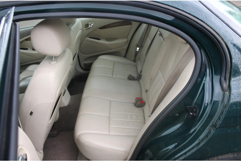 Limuzina Jaguar S-TYPE 3.0 V6 EXECUTIVE +EURO 3: slika Limuzina Jaguar S-TYPE 3.0 V6 EXECUTIVE +EURO 3