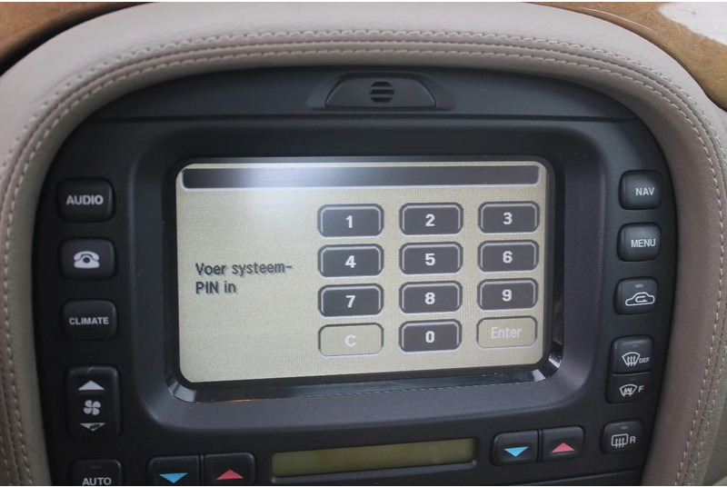 Limuzina Jaguar S-TYPE 3.0 V6 EXECUTIVE +EURO 3: slika Limuzina Jaguar S-TYPE 3.0 V6 EXECUTIVE +EURO 3