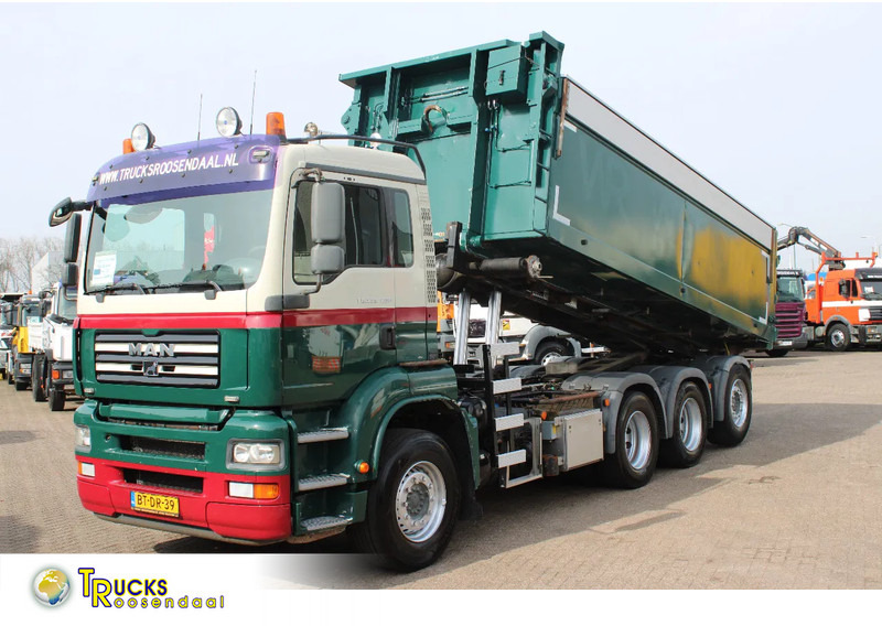 MAN TGA 35.400 8X4 + MANUAL! + NCH kipper/ bitum sprayer - Kamion s kabelskim sustavom: slika MAN TGA 35.400 8X4 + MANUAL! + NCH kipper/ bitum sprayer - Kamion s kabelskim sustavom MAN TGA 35.400 8X4 + MANUAL! + NCH kipper/ bitum sprayer - Kamion s kabelskim sustavom: slika MAN TGA 35.400 8X4 + MANUAL! + NCH kipper/ bitum sprayer - Kamion s kabelskim sustavom