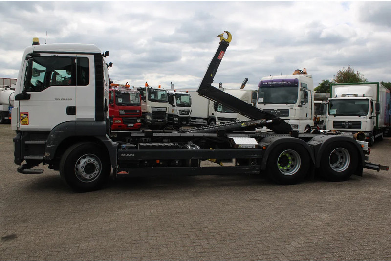 MAN TGS 28.460 + 6X2 + PERFECT CONDITION!! 3 X IN STOCK - Kamion s kukastom dizalicom: slika MAN TGS 28.460 + 6X2 + PERFECT CONDITION!! 3 X IN STOCK - Kamion s kukastom dizalicom MAN TGS 28.460 + 6X2 + PERFECT CONDITION!! 3 X IN STOCK - Kamion s kukastom dizalicom: slika MAN TGS 28.460 + 6X2 + PERFECT CONDITION!! 3 X IN STOCK - Kamion s kukastom dizalicom