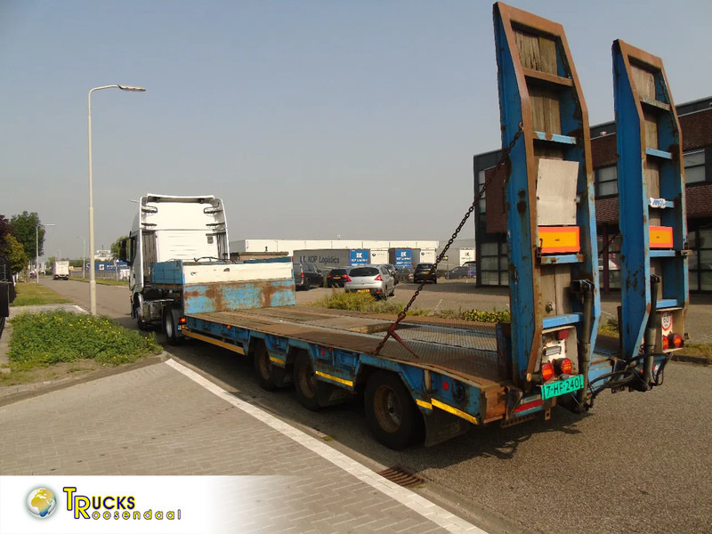 MOL + ramps + 3x axle + steering - Poluprikolica za prijevoz automobila: slika MOL + ramps + 3x axle + steering - Poluprikolica za prijevoz automobila MOL + ramps + 3x axle + steering - Poluprikolica za prijevoz automobila: slika MOL + ramps + 3x axle + steering - Poluprikolica za prijevoz automobila