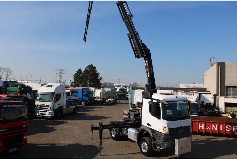 Mercedes-Benz Arocs 2051 + 4X4 + HIAB 302 E6 / JIB 70 X 4 + 10 EXTENTSIONS / NEW!! - Kamion s kranom: slika Mercedes-Benz Arocs 2051 + 4X4 + HIAB 302 E6 / JIB 70 X 4 + 10 EXTENTSIONS / NEW!! - Kamion s kranom Mercedes-Benz Arocs 2051 + 4X4 + HIAB 302 E6 / JIB 70 X 4 + 10 EXTENTSIONS / NEW!! - Kamion s kranom: slika Mercedes-Benz Arocs 2051 + 4X4 + HIAB 302 E6 / JIB 70 X 4 + 10 EXTENTSIONS / NEW!! - Kamion s kranom