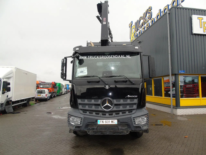 Mercedes-Benz Arocs 2643 + HIAB + 3 SIDE TIPPER - Kamion s kranom: slika Mercedes-Benz Arocs 2643 + HIAB + 3 SIDE TIPPER - Kamion s kranom Mercedes-Benz Arocs 2643 + HIAB + 3 SIDE TIPPER - Kamion s kranom: slika Mercedes-Benz Arocs 2643 + HIAB + 3 SIDE TIPPER - Kamion s kranom