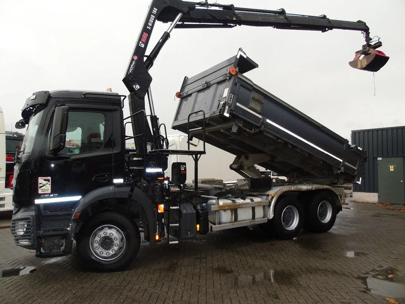 Mercedes-Benz Arocs 2643 + HIAB HIDUO 188B-3 + 6X4 + 3 SIDE TIPPER - Kamion s kranom: slika Mercedes-Benz Arocs 2643 + HIAB HIDUO 188B-3 + 6X4 + 3 SIDE TIPPER - Kamion s kranom Mercedes-Benz Arocs 2643 + HIAB HIDUO 188B-3 + 6X4 + 3 SIDE TIPPER - Kamion s kranom: slika Mercedes-Benz Arocs 2643 + HIAB HIDUO 188B-3 + 6X4 + 3 SIDE TIPPER - Kamion s kranom