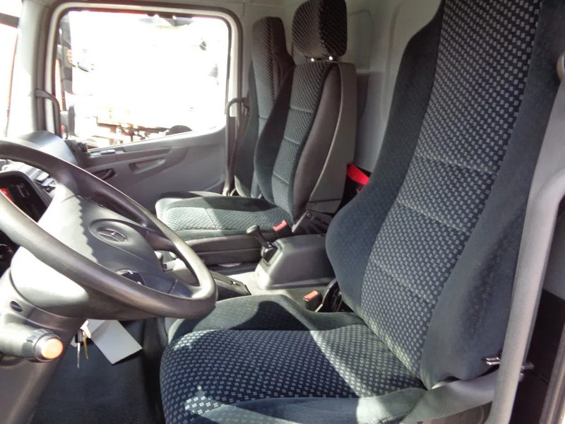 Mercedes-Benz Atego 816 + Euro 5 - Kamion sandučar: slika Mercedes-Benz Atego 816 + Euro 5 - Kamion sandučar Mercedes-Benz Atego 816 + Euro 5 - Kamion sandučar: slika Mercedes-Benz Atego 816 + Euro 5 - Kamion sandučar